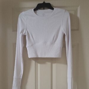 Chic White Long Sleeve Crop Top